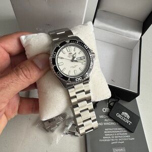 Orient USA II White Dial Automatic Dive Watch (Descontinued)